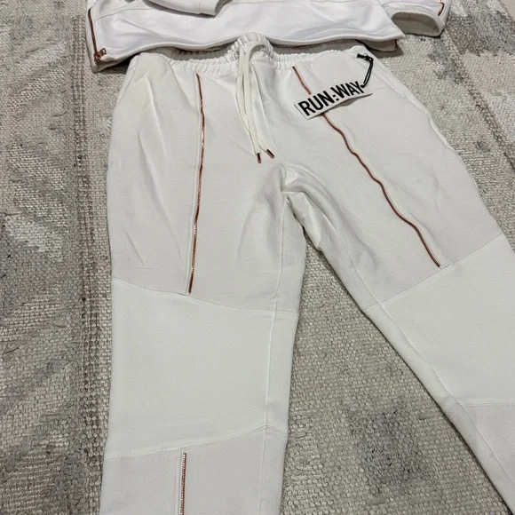 Run:Way White Women's Jogger Set - Picture 5 of 10
